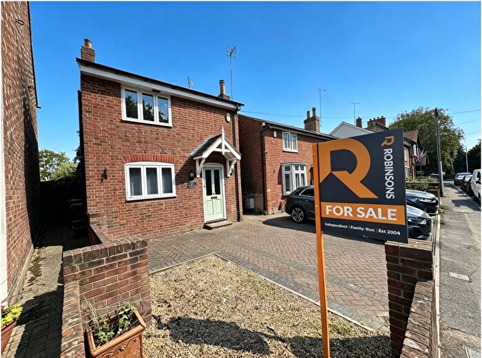 3 Bedroom Detached House For Sale In High Street, Eaton Bray, LU6