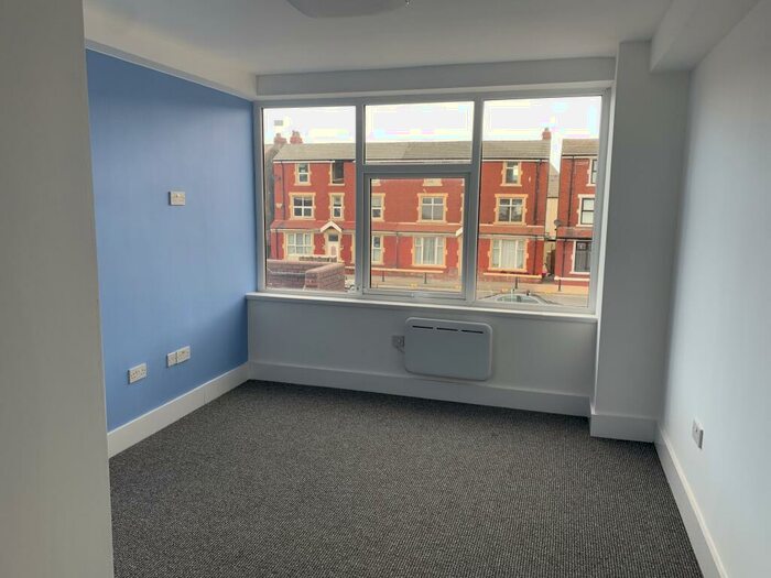 1 Bedroom Flat To Rent In Waterloo Road, Blackpool, FY4