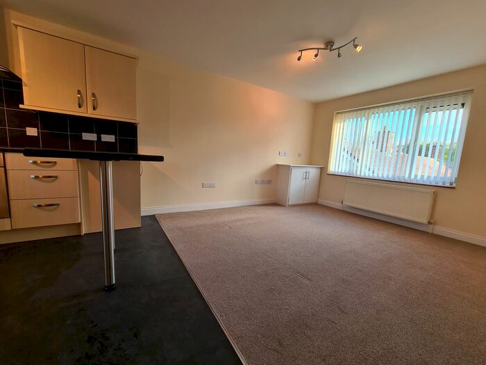 1 Bedroom Flat To Rent In Boldmere Close, Sutton Coldfield B73
