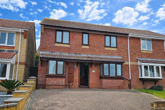 4 Bedroom Semi-detached House For Sale In Compass Drive, Newnham Downs, Plympton, Plymouth, PL7