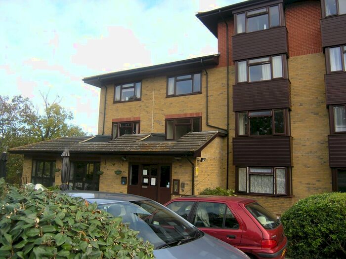 Studio To Rent In Red Lodge, West Wickham, BR4