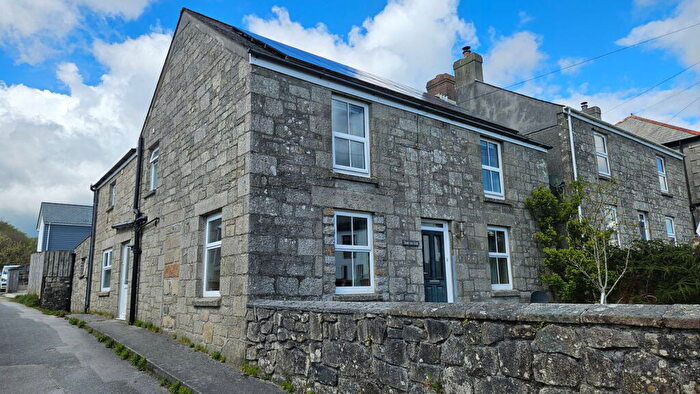 4 Bedroom Detached House For Sale In Currian Road, Nanpean, St. Austell, PL26