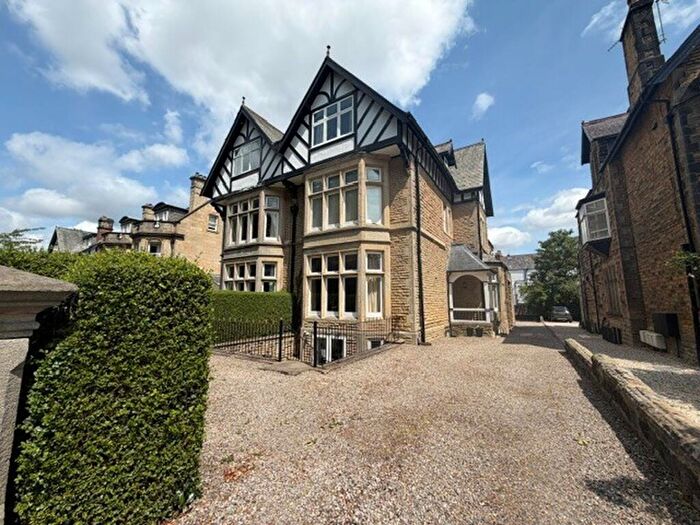 3 Bedroom Apartment For Sale In Park Drive, Harrogate, HG2