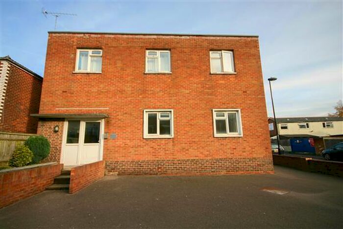 1 Bedroom Apartment To Rent In Park Road, Southampton, SO15