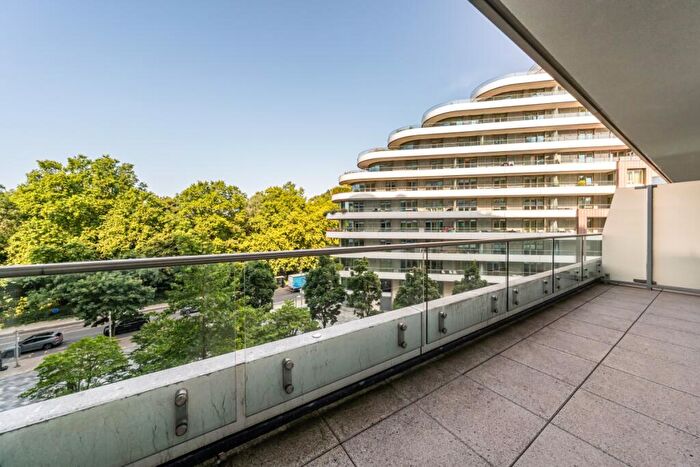 1 Bedroom Flat To Rent In Queenstown Road London, SW11