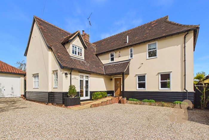 4 Bedroom Detached House For Sale In Church Street, Dunmow, CM6