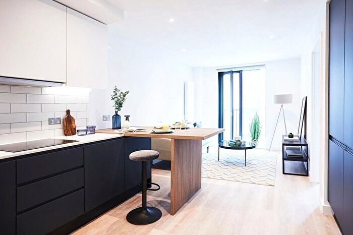 1 Bedroom Flat To Rent In Albert Embankment, London, SE1