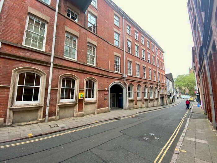2 Bedroom Apartment To Rent In Hounds Gate Court, Nottingham, NG1