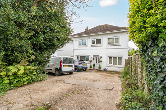 4 Bedroom Detached House For Sale In Arundel Road, Worthing, West Sussex, BN13