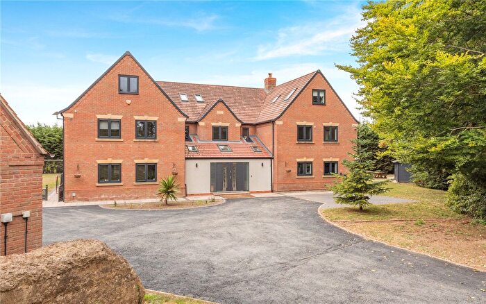 6 Bedroom Detached House For Sale In Royal Oak Cottage, East Road, Sleaford, Lincolnshire, NG34