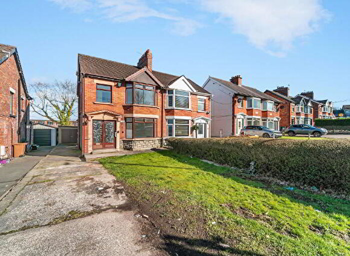 3 Bedroom Semi-Detached House For Sale In Castlereagh Road, Belfast, BT5