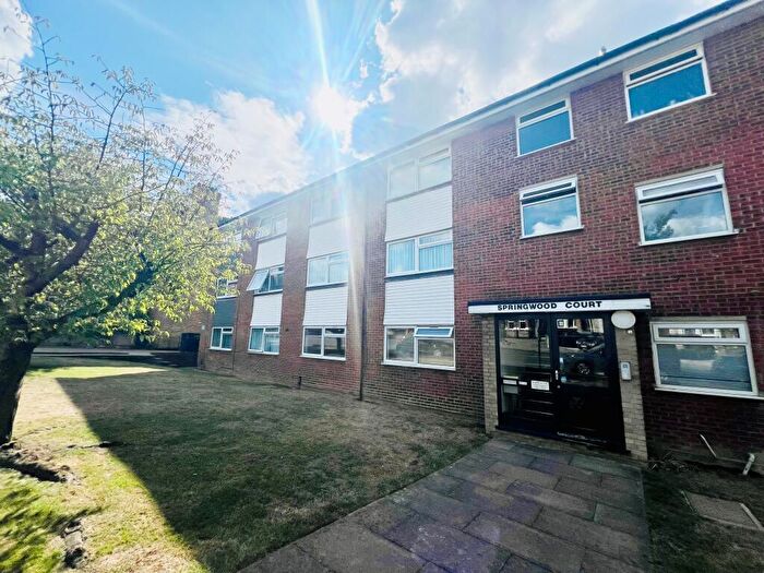 2 Bedroom Flat To Rent In Birdhurst Road, South Croydon, CR2