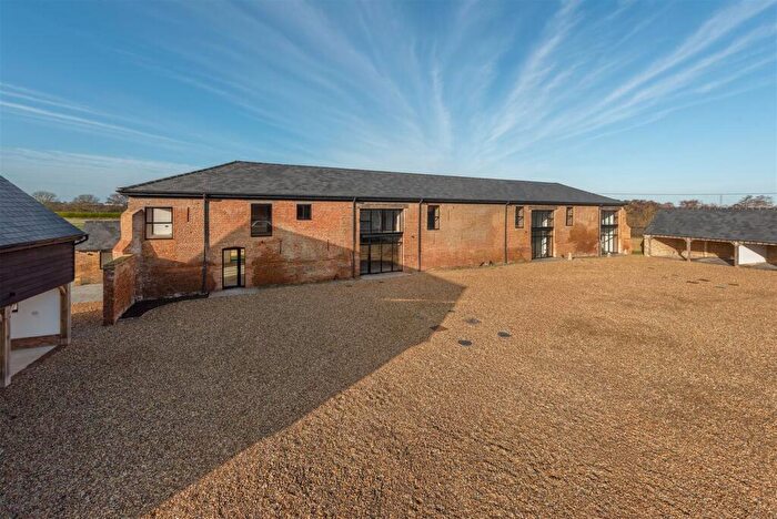 4 Bedroom Terraced House For Sale In Frognal Farm Barns, Teynham, ME9