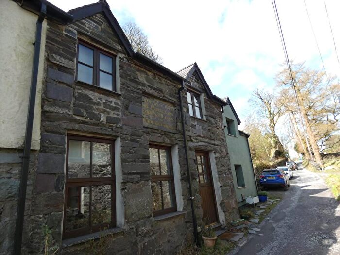 3 Bedroom End Of Terrace House For Sale In Dinorwig, Caernarfon, Gwynedd, LL55