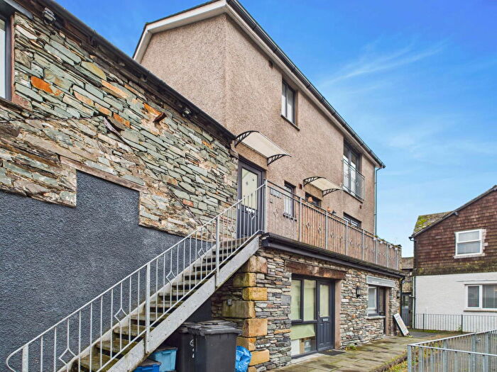 2 Bedroom Apartment To Rent In St. Marys Lane, Ambleside, LA22
