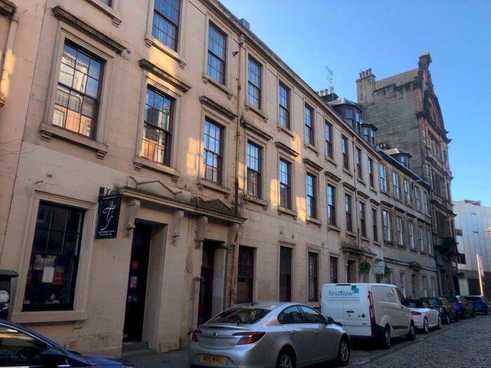 2 Bedroom Flat To Rent In Forbes Place, Paisley, PA1