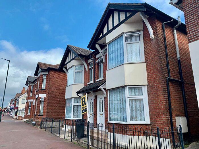 5 Bedroom House To Rent In Student Five Double Bedrooms, Winton (), P07