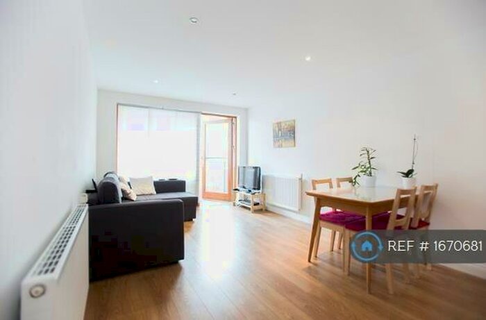 2 Bedroom Flat To Rent In Steward House, London, E3