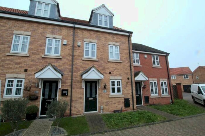 3 Bedroom Terraced House To Rent In Pools Brook Park, Kingswood, HU7
