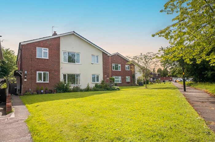 2 Bedroom Maisonette To Rent In Mottrams Close, Sutton Coldfield, B72