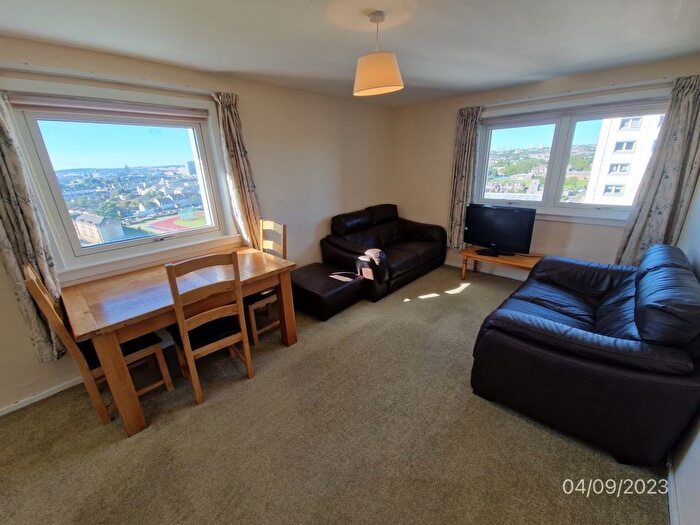 2 Bedroom Flat To Rent In Regent Court, Aberdeen, AB24