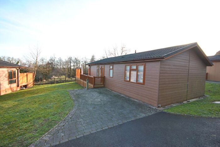 2 Bedroom Lodge For Sale In Cheddar Woods, Cheddar, BS27