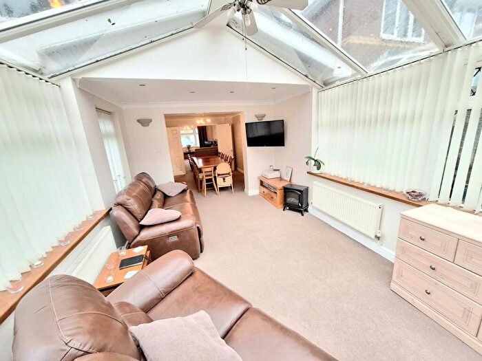 4 Bedroom Detached House For Sale In Amyas Close, Cardiff, CF11