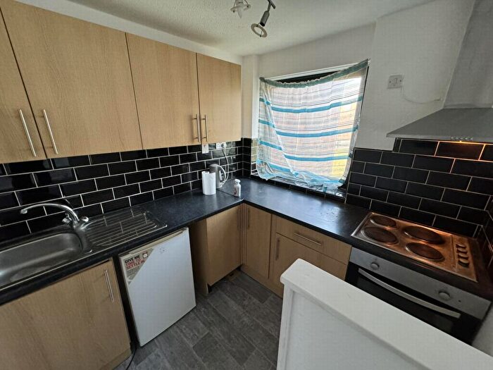 1 Bedroom Flat To Rent In Falmouth Road, Leicester, LE5