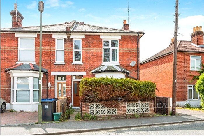 3 Bedroom Terraced House To Rent In Oaks Road, Woking, GU21
