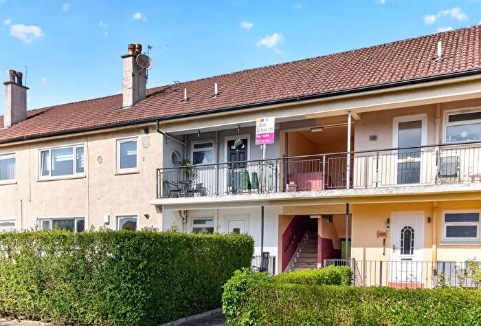 3 Bedroom Flat For Sale In Loch Laidon Street, Glasgow, G32