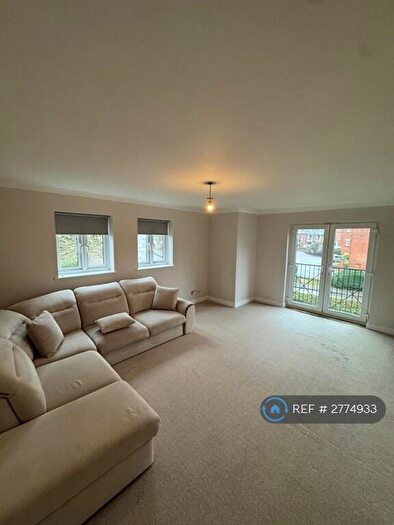 2 Bedroom Flat To Rent In Primrose Hill, Daventry, NN11