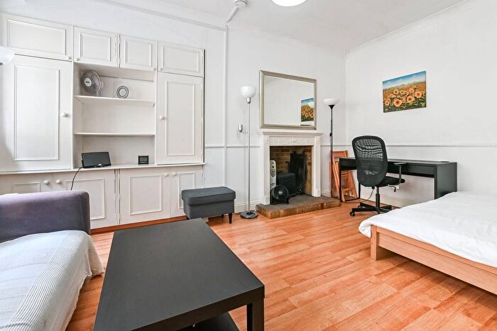 Studio To Rent In Gower Street, Bloomsbury, London, WC1E
