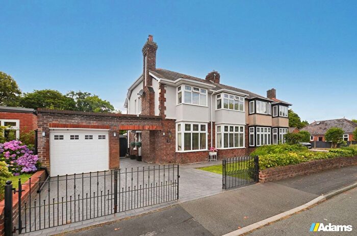 4 Bedroom Semi-Detached House For Sale In Maryhill Road, Higher Runcorn, WA7