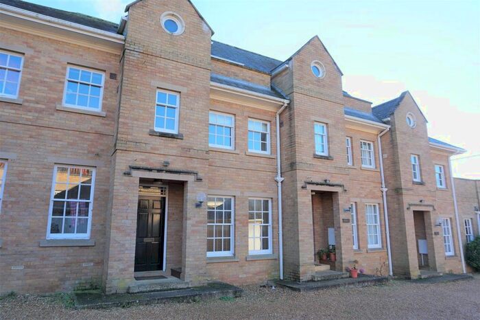 3 Bedroom Town House To Rent In Brewery Court, South Road, Oundle, Peterborough, PE8