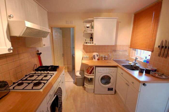 1 Bedroom Flat To Rent In Salisbury Road, Reading, RG30