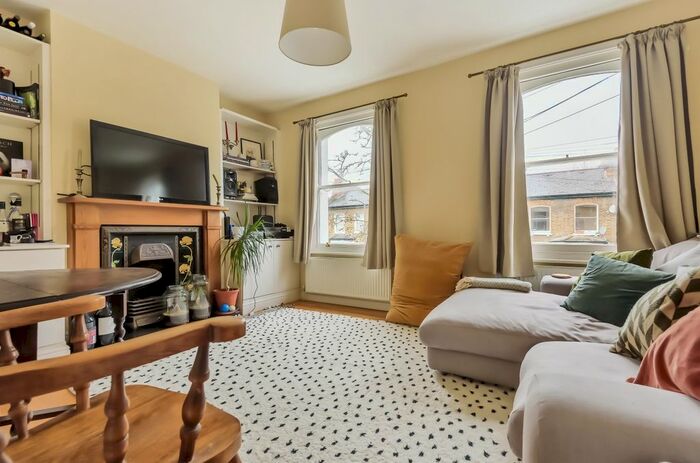 1 Bedroom Flat To Rent In Ansdell Road, London, SE15