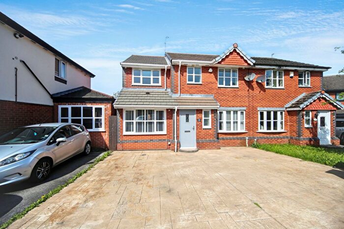 4 Bedroom Semi-Detached House For Sale In Ansford Avenue, Abram, WN2