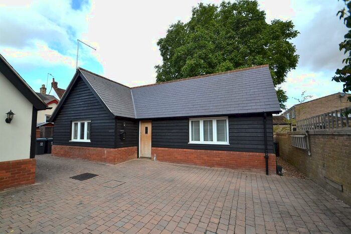 1 Bedroom Bungalow To Rent In High Street, Buntingford, SG9