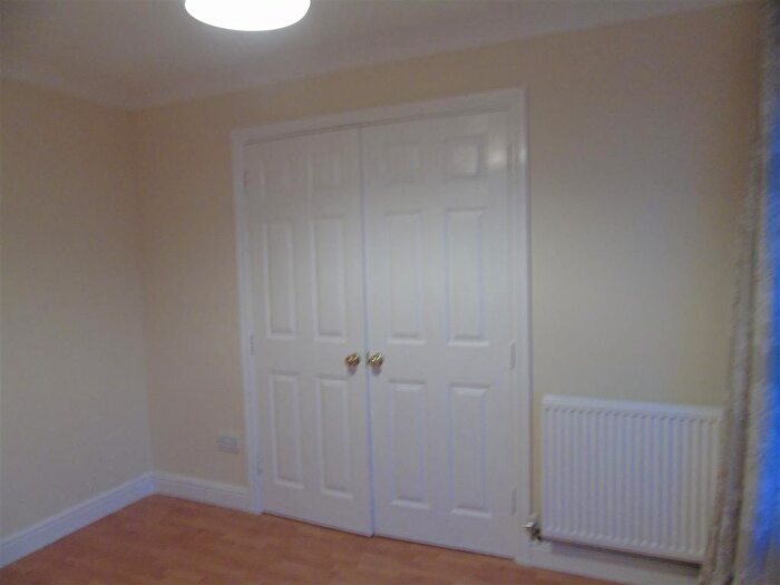 4 Bedroom Terraced House To Rent In Pipit Walk, Watermead, Aylesbury, HP19