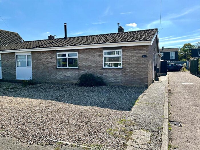 3 Bedroom Semi-Detached Bungalow For Sale In Ashleigh Gardens, Wymondham, NR18