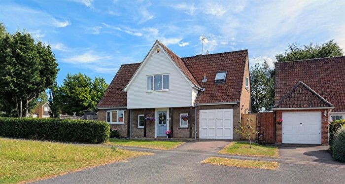 4 Bedroom Detached House For Sale In Firwood Drive, Tuffley, Gloucester, GL4