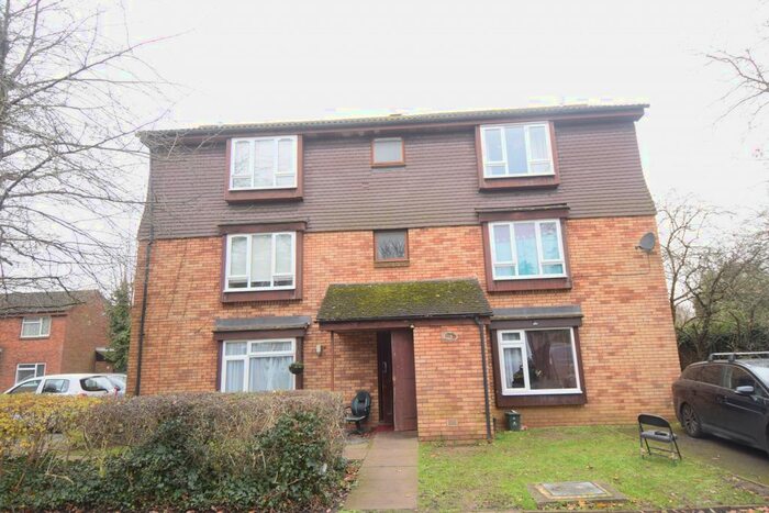 1 Bedroom Studio To Rent In Hambledon Close, Uxbridge, UB8