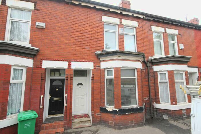 3 Bedroom Terraced House To Rent In Grevile Street, Manchester, M13