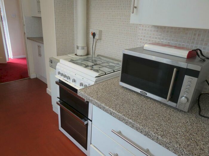 4 Bedroom House To Rent In Bedroom House In Winton, BH9