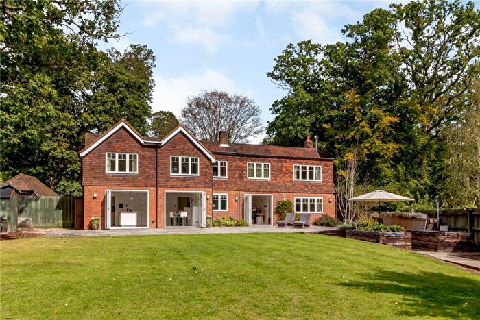 5 Bedroom Detached House To Rent In Nightingales Lane Chalfont St. Giles, HP8
