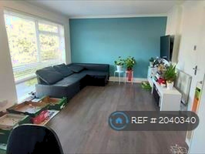 2 Bedroom Flat To Rent In Arndell House, Sutton, SM1