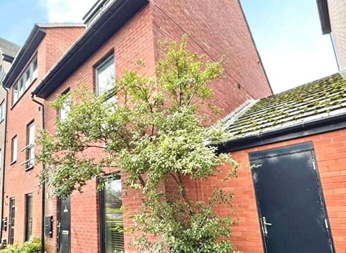 4 Bedroom Town House To Rent In Marvell Way, Wath-upon-Dearne, Rotherham, S63