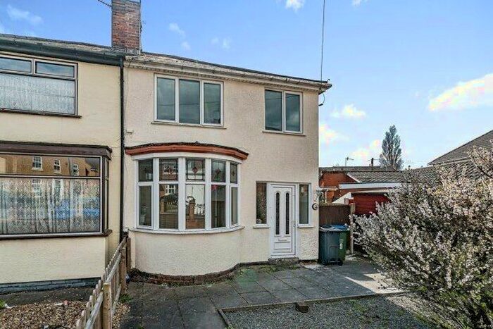 3 Bedroom Property To Rent In Carnegie Road, Rowley Regis, B65