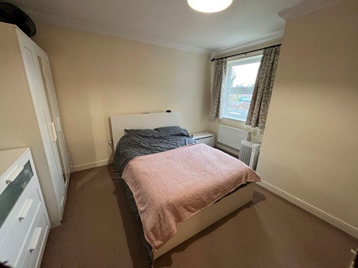 2 Bedroom Flat To Rent In Water Lane, Totton, Southampton, SO40