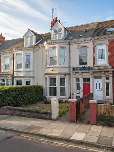 10 Bedroom Terraced House To Rent In Marine Avenue, Whitley Bay, Tyne And Wear, NE26